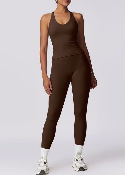 Performance Crisscross Set
