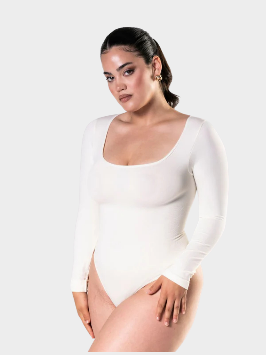 Body moderno de tanga de manga larga