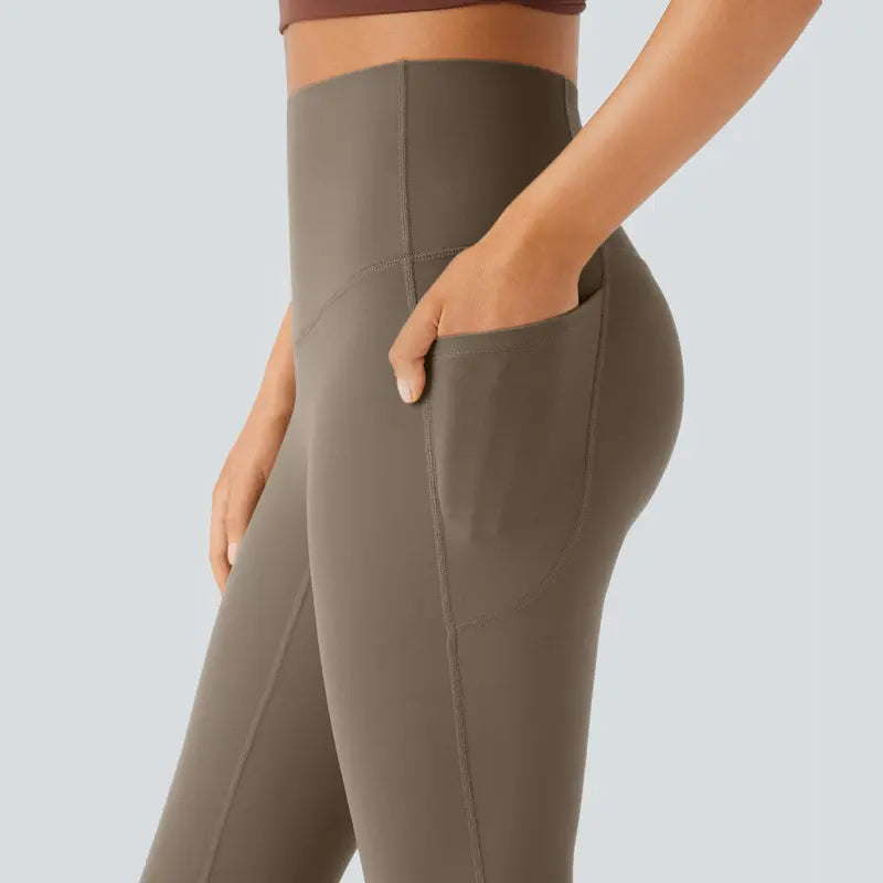 High-waisted tummy-shaping yoga pants