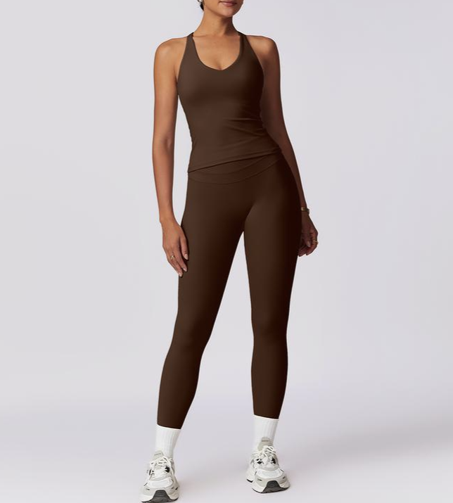 Performance Crisscross Set