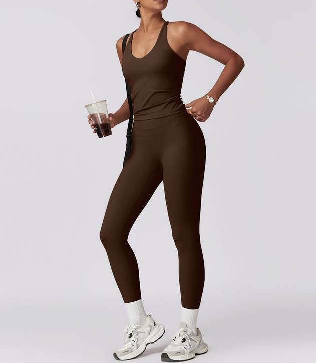 Performance Crisscross Set