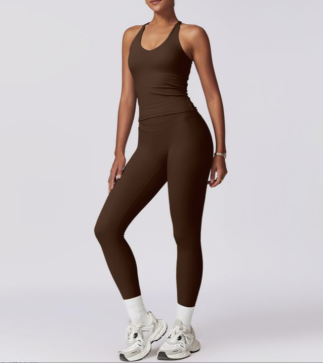 Performance Crisscross Set