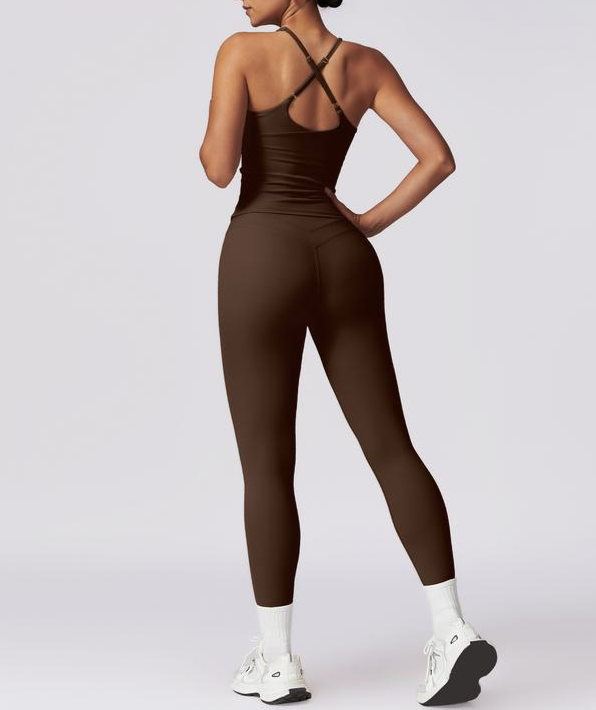 Performance Crisscross Set