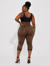 Leopard Curve Capri