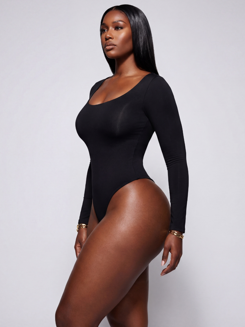 Moderner Langarm-Tanga-Body