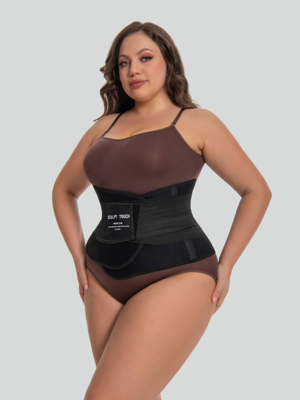 Side view of model wearing squat belt highlighting core support and natural waist contour.