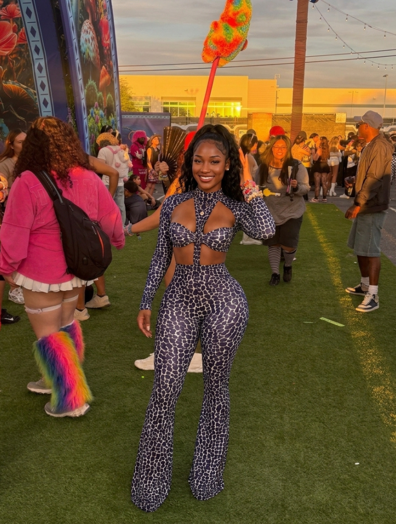 Wild After Dark Set